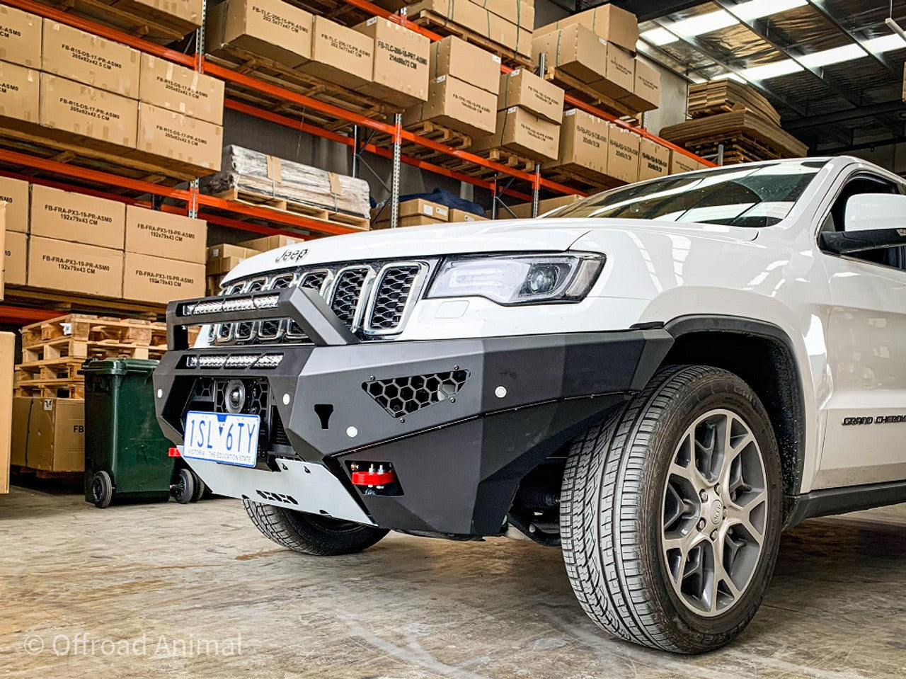 Offroad Animal Pre-Runner Steel Front Bumper for Jeep Grand Cherokee WK2 2014-2016