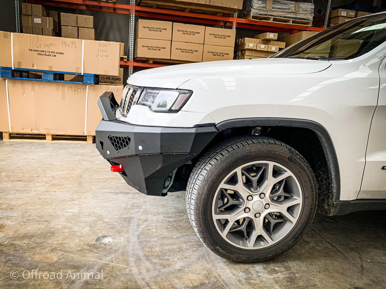 Offroad Animal Pre-Runner Steel Front Bumper for Jeep Grand Cherokee WK2 2014-2016