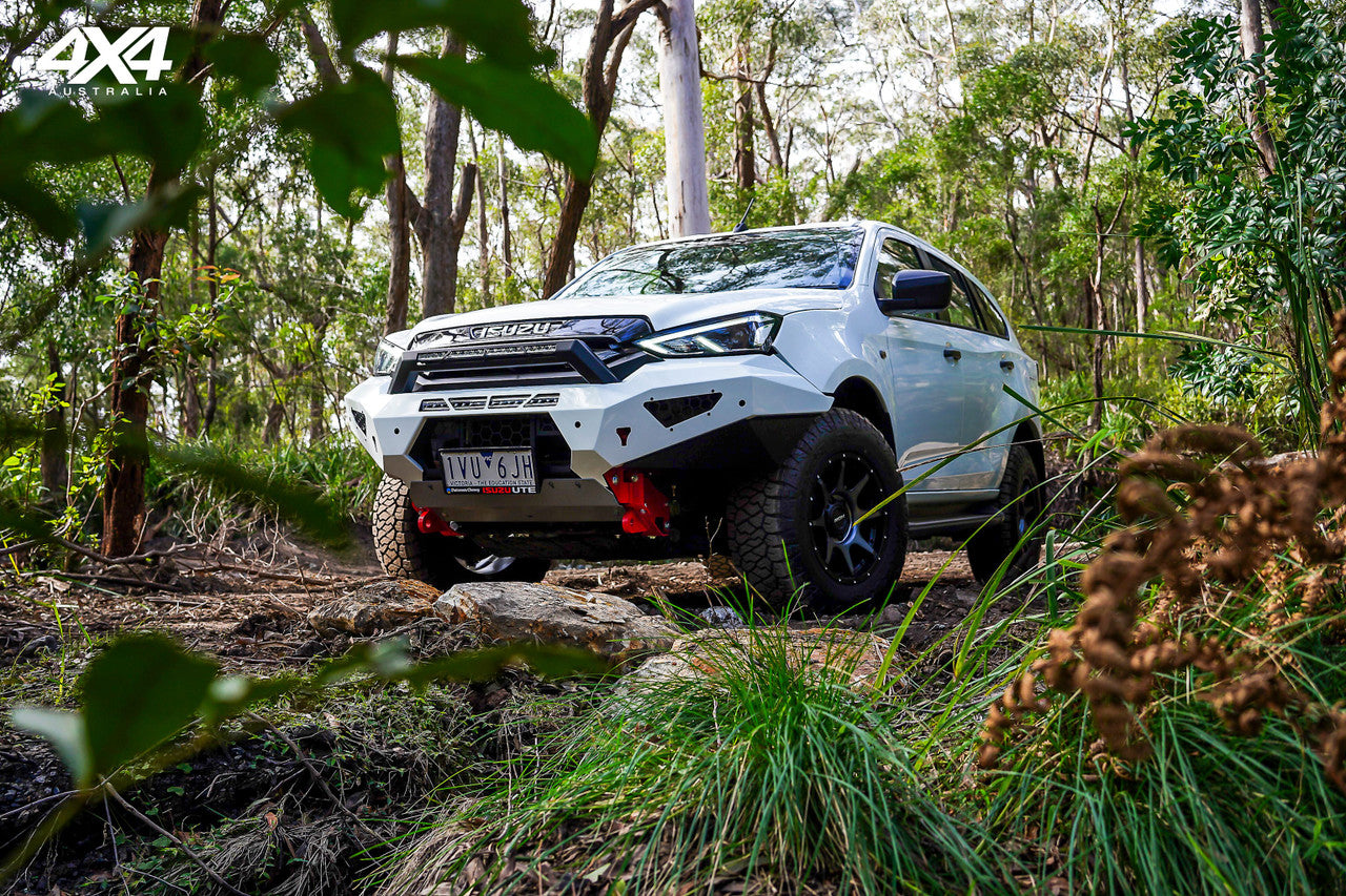 Offroad Animal Predator Bull Bar for Isuzu MU-X 2021-2024