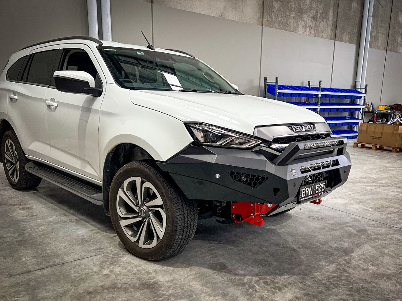 Offroad Animal Predator Bull Bar for Isuzu MU-X 2021-2024