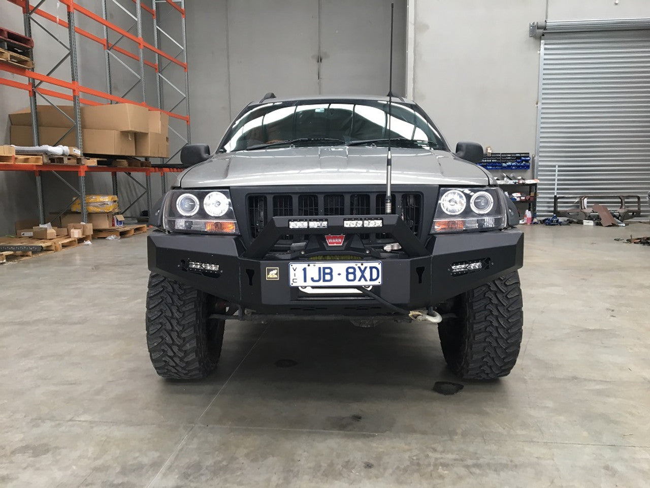 Offroad Animal Predator Bull Bar for Jeep Grand Cherokee WJ / WG 1999-2004