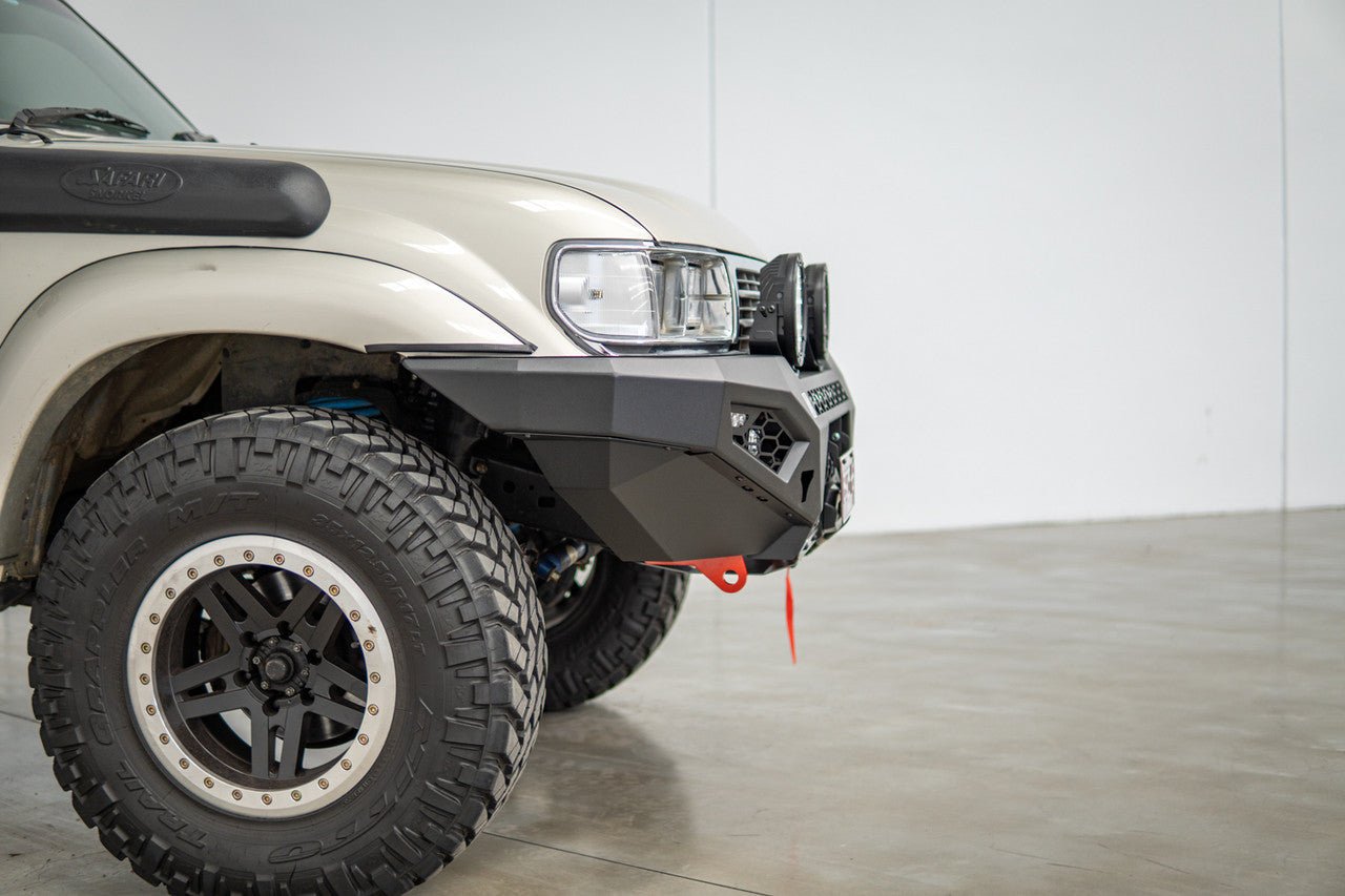Offroad Animal Predator Bull Bar for Toyota LandCruiser 80 Series 1990-1997