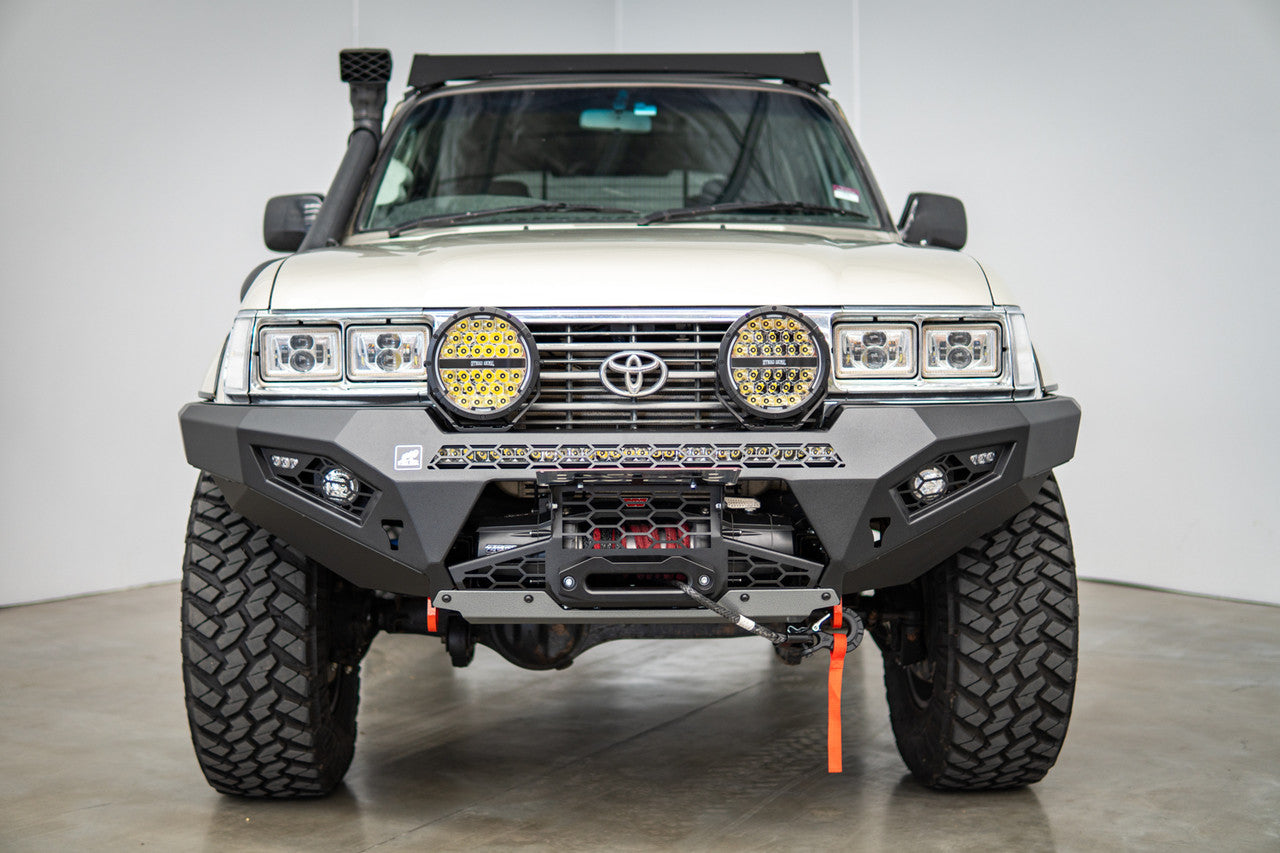 Offroad Animal Predator Bull Bar for Toyota LandCruiser 80 Series 1990-1997