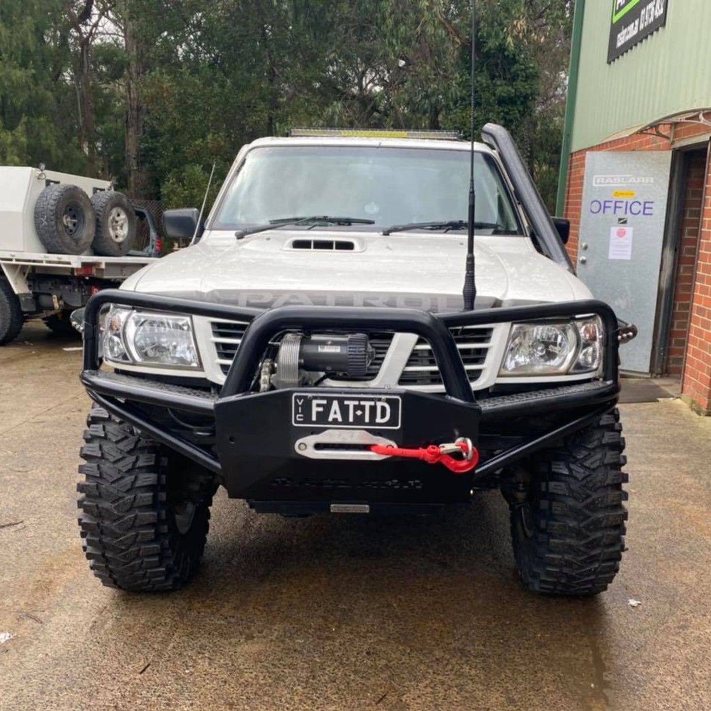 Raslarr Comp Hooped Bull Bar for Nissan Patrol GU