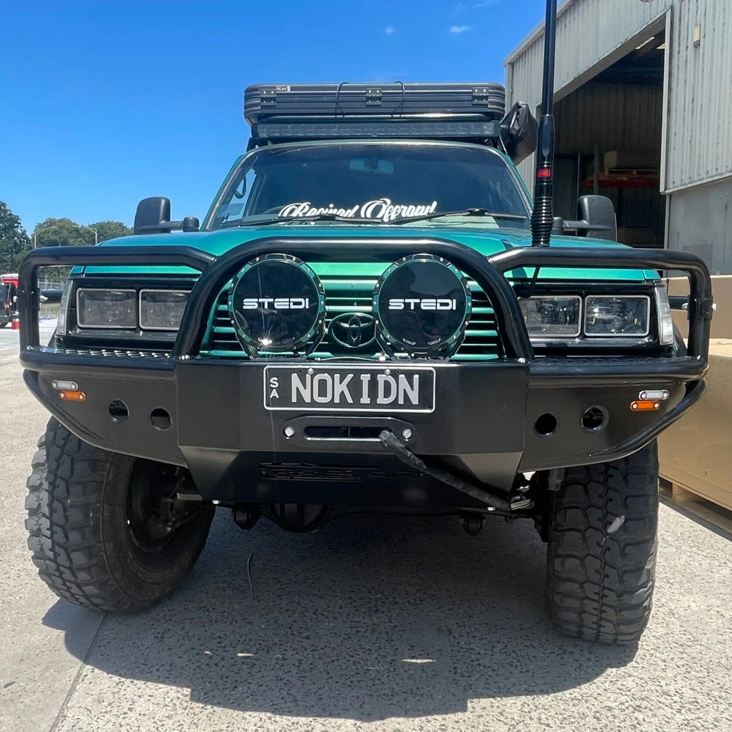 Raslarr New Style Azza Bull Bar for Toyota LandCruiser 80 Series (1990-1997)