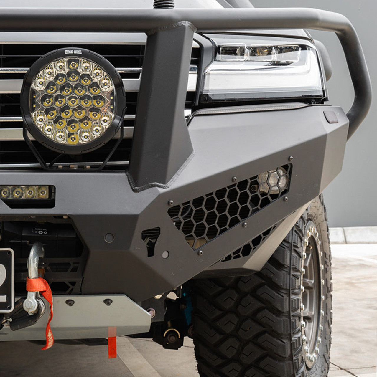 Offroad Animal Toro Bull Bar for Toyota LandCruiser 300 Series 2021 on