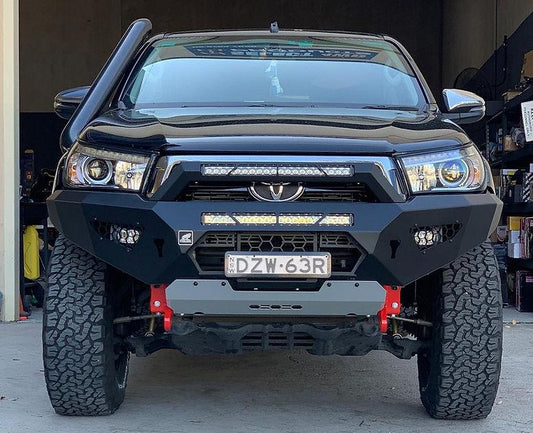 Offroad Animal Predator Bull Bar for Toyota Hilux N80 2015-2020
