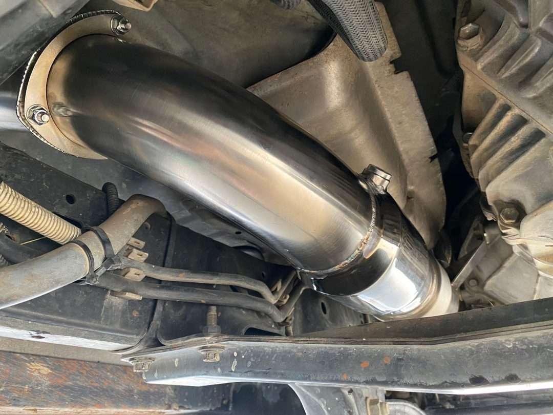 VDJ 79 Single Cab 4″ DUEL TANK, Side Exit Exhaust