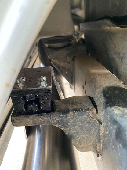 VDJ 79 Single Cab 4″ DUEL TANK, Side Exit Exhaust