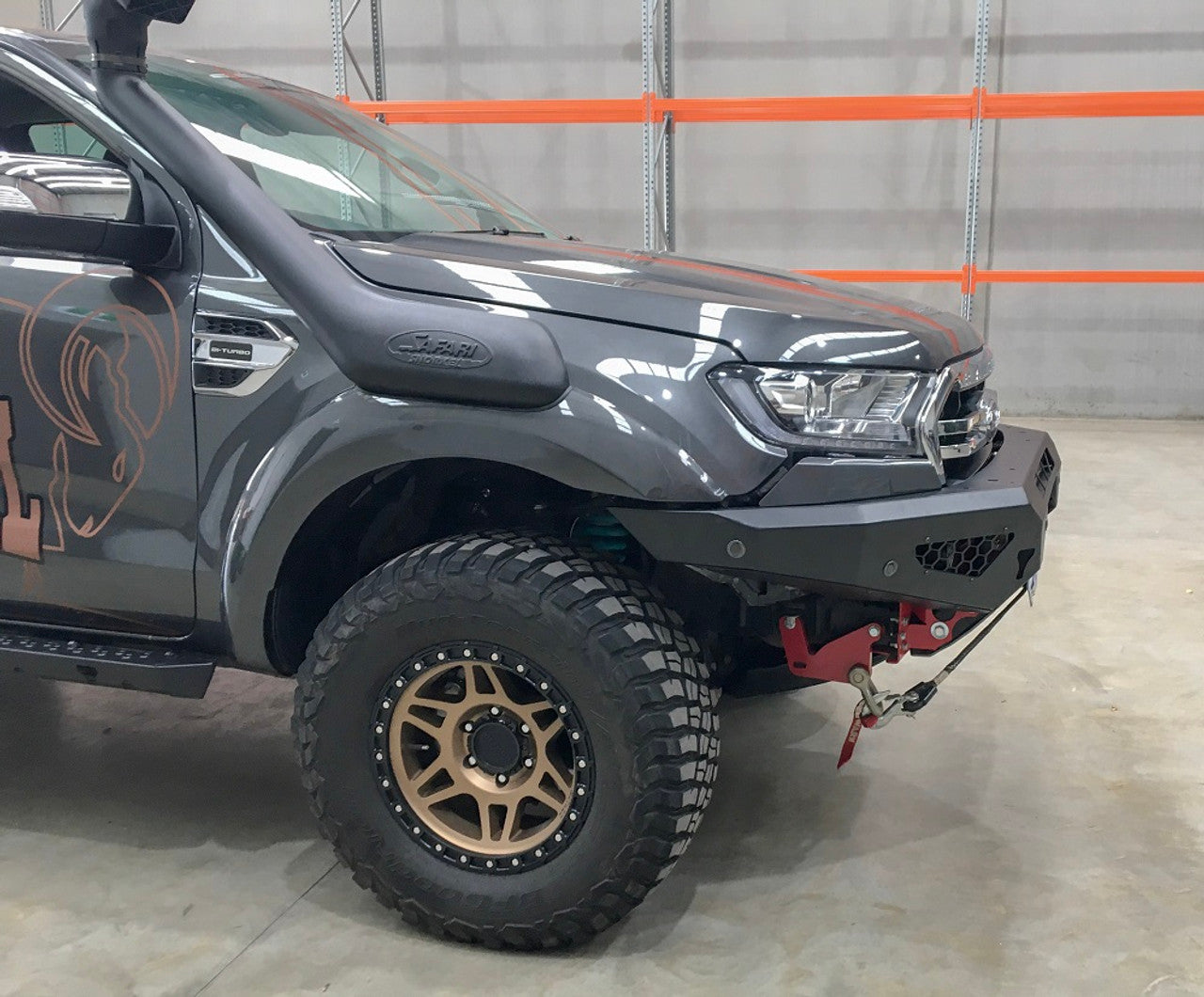 Offroad Animal Predator Bull Bar for Ford Everest 2015-2022