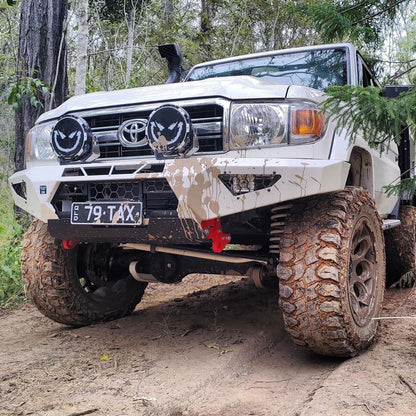 Offroad Animal Predator Bull Bar for Toyota LandCruiser 79 Series Single cab 2017-2023