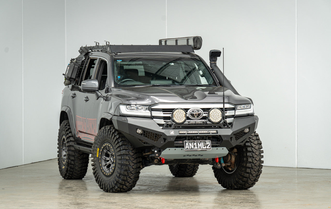 Offroad Animal Rally Hoop to suit Predator Bar for Toyota LandCrusier 300 Series style with 9" Arse Kicker lights