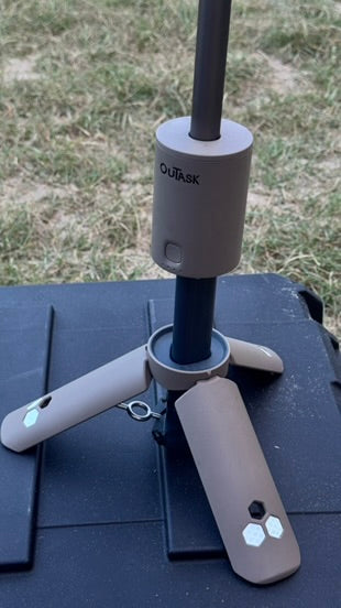 Outask Telescopic Magnetic LED Camp Light - Military Green