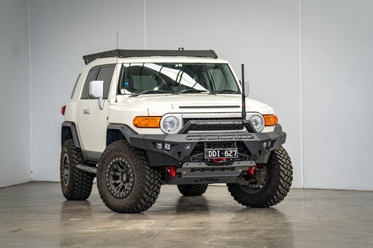 Offroad Animal Predator Bull Bar to suit Toyota Fj Cruiser, 2011-2016