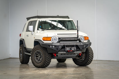 Offroad Animal Predator Bull Bar for Toyota Fj Cruiser, 2011-2016