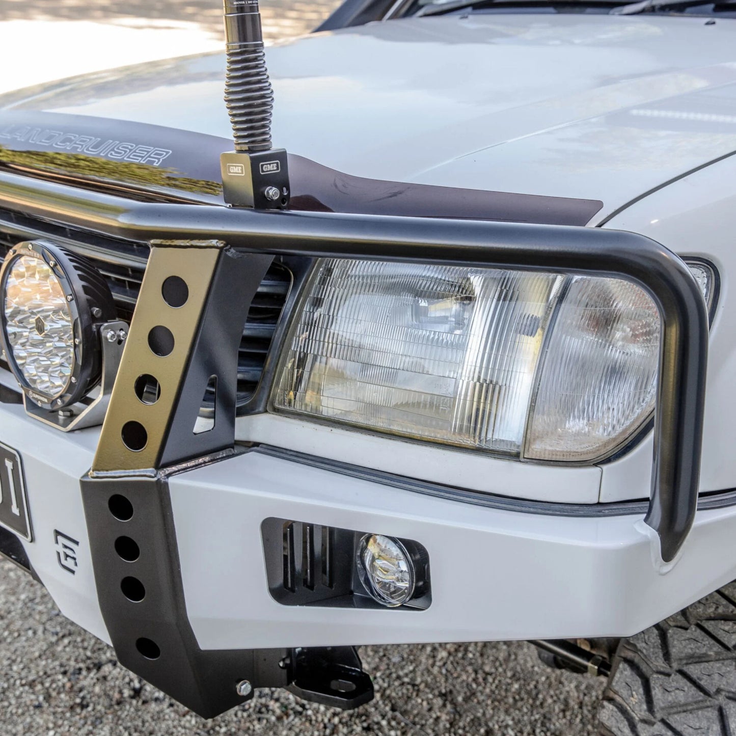 Raslarr Dallas Bull Bar for Toyota LandCruiser 105 Series (1998-2007)